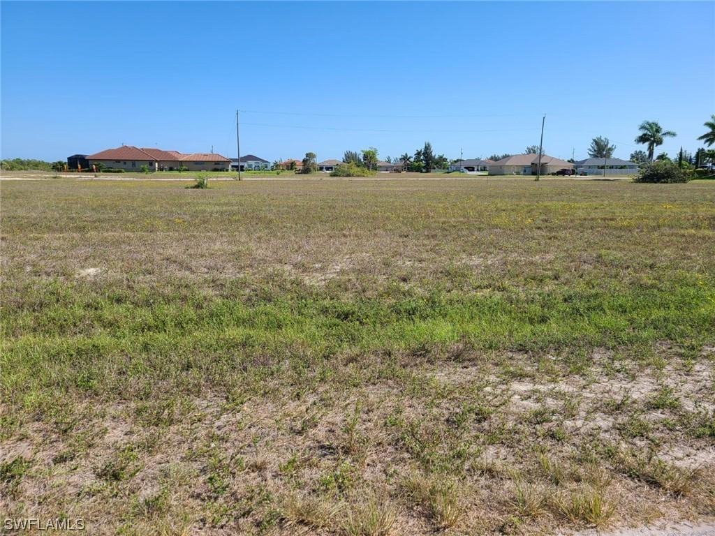 4633 NW 31st Ter., Cape Coral, FL 33993