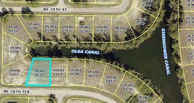 807 NE 38th Ter., Cape Coral, FL 33909