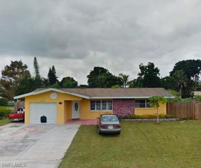 2073 43rd Ln., Naples, FL 34116