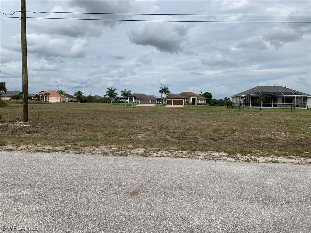 1803 NW 38th Pl., Cape Coral, FL 33993