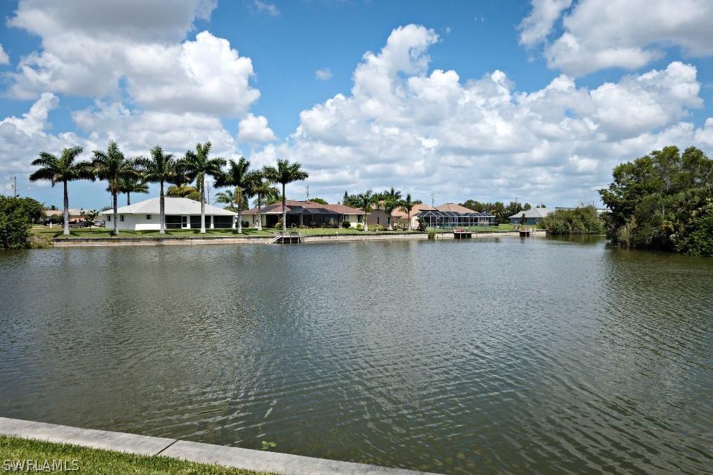 2123 NE 4th St., Cape Coral, FL 33909