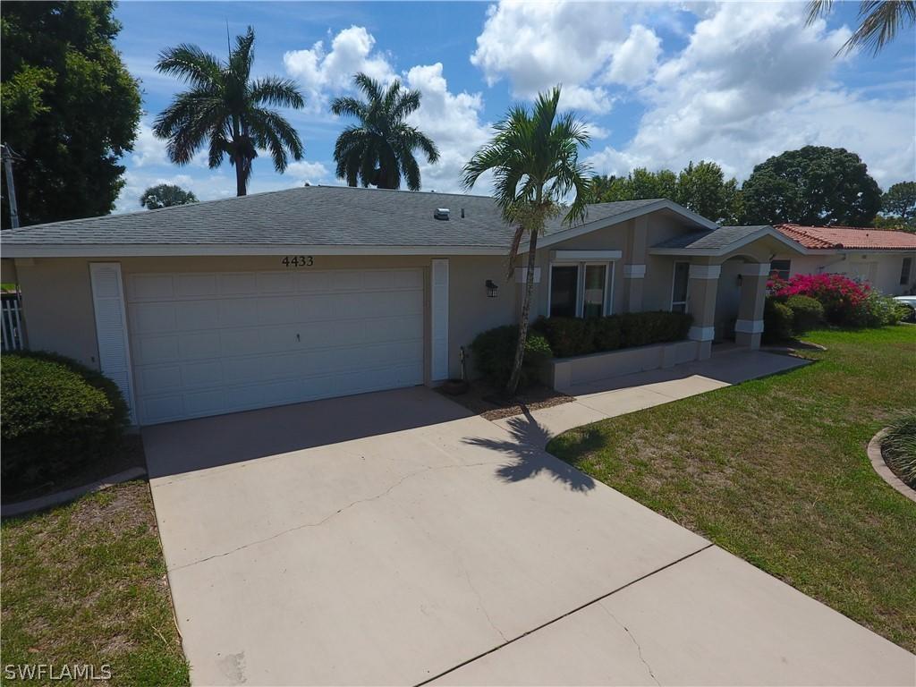 4433 SE 8th Pl., Cape Coral, FL 33904