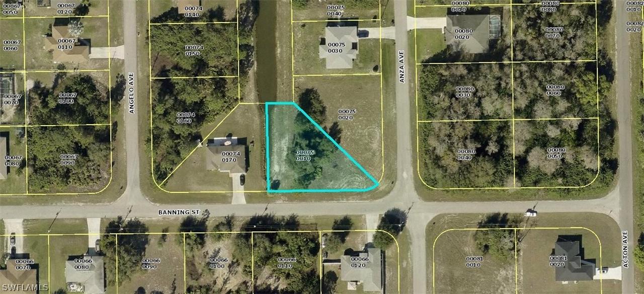 5302 Banning St., Lehigh Acres, FL 33971