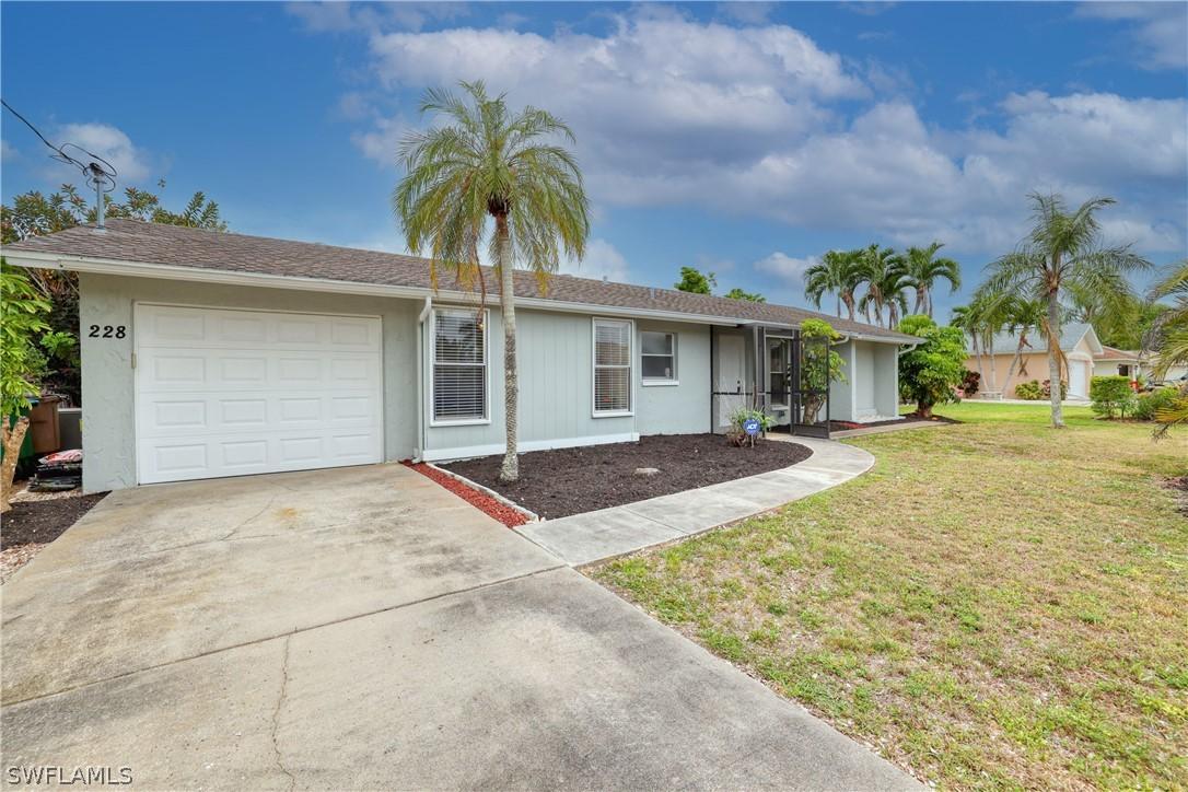 228 SW 43 Ln., Cape Coral, FL 33914