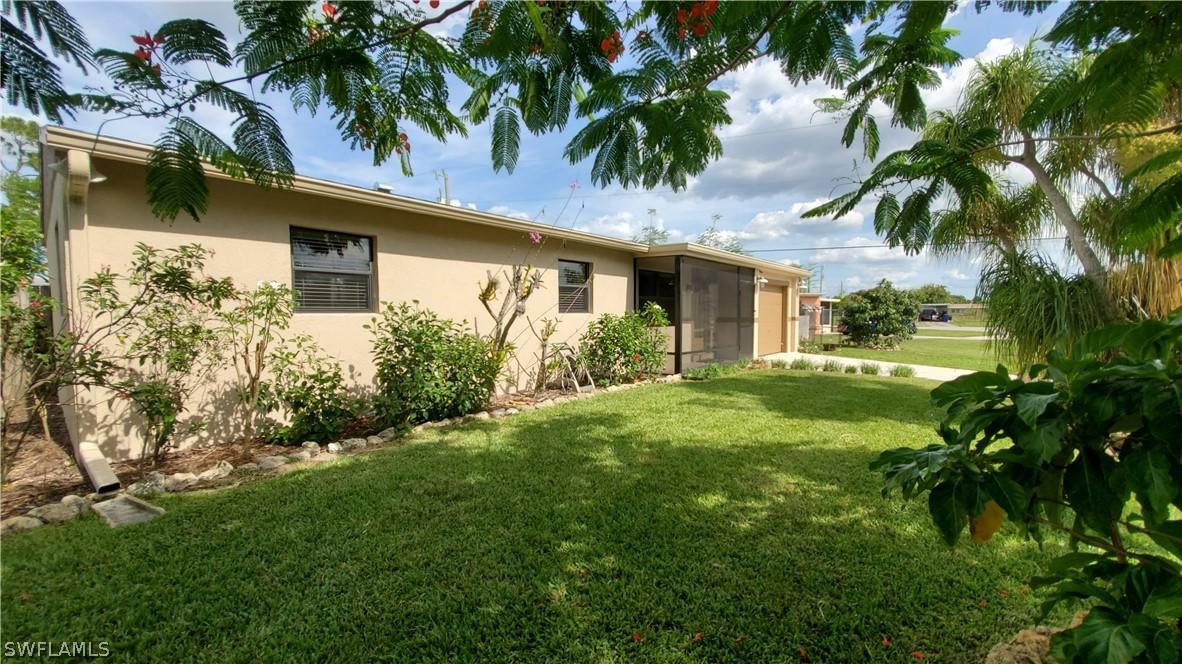 28 Abaco St., Lehigh Acres, FL 33936