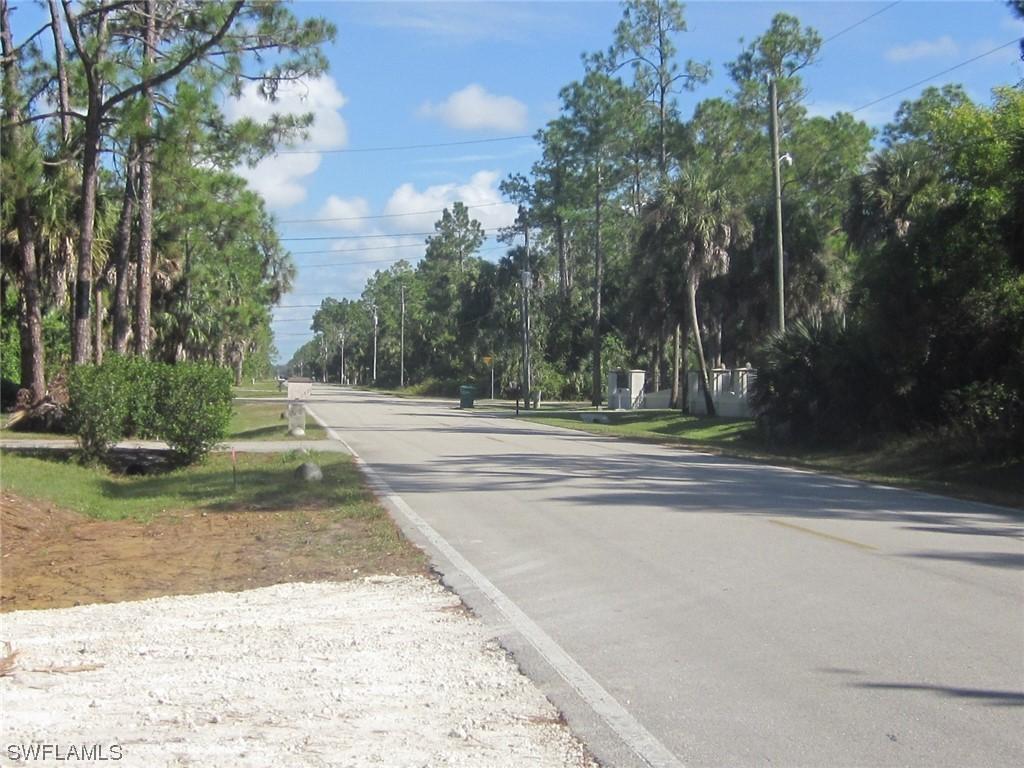 000 16th St., Naples, FL 34120