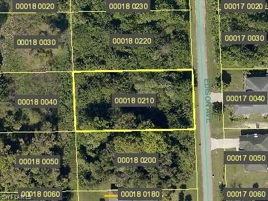 517 Edison Ave., Lehigh Acres, FL 33972