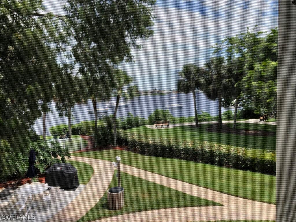 1000 10th Ave. #2B, Naples, FL 34102