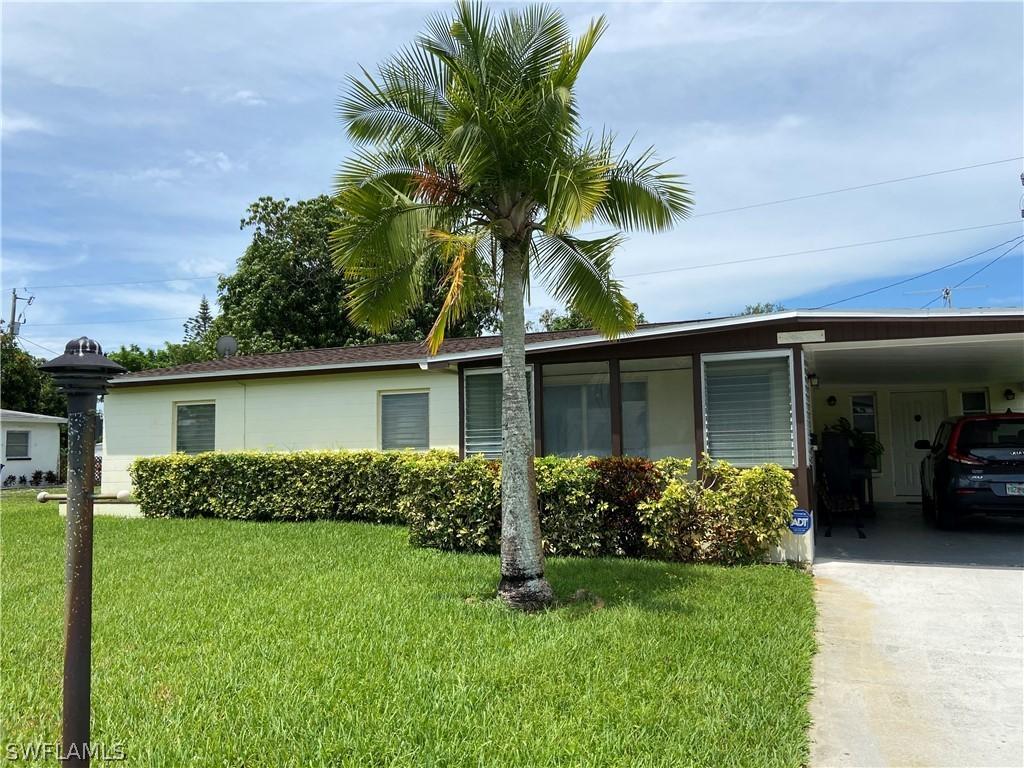 119 Apache St., Lehigh Acres, FL 33936