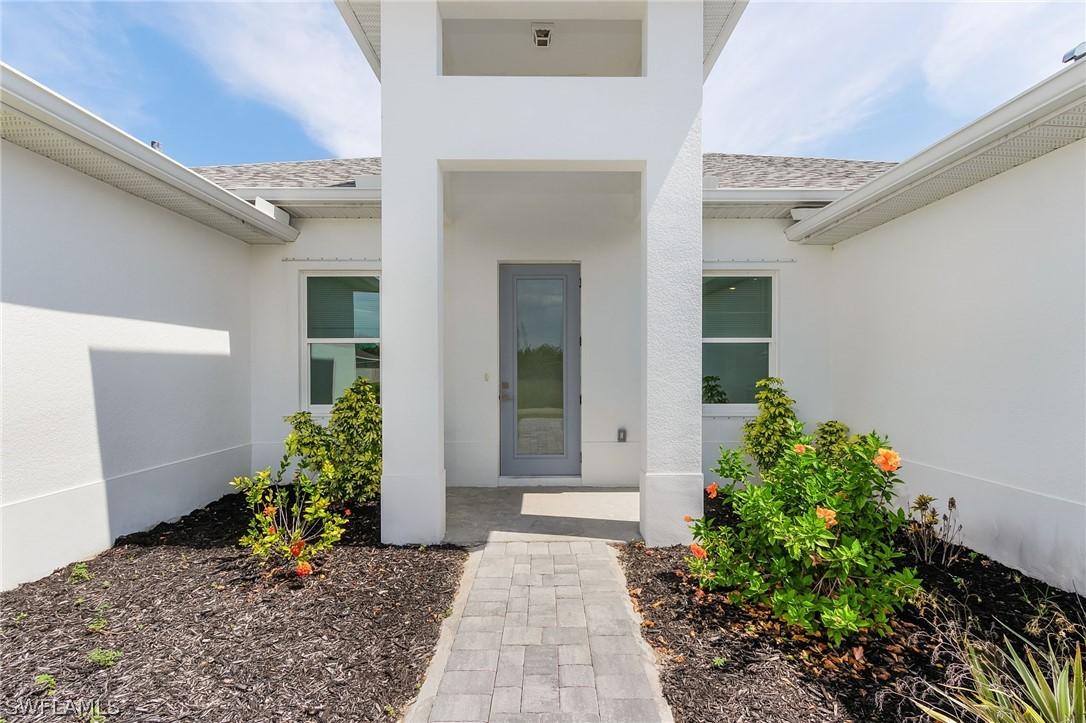 2011 NW 21st St., Cape Coral, FL 33993