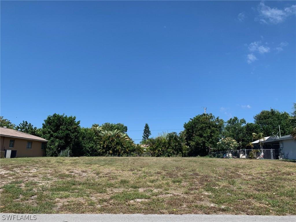 4522 SE 10th Pl., Cape Coral, FL 33904