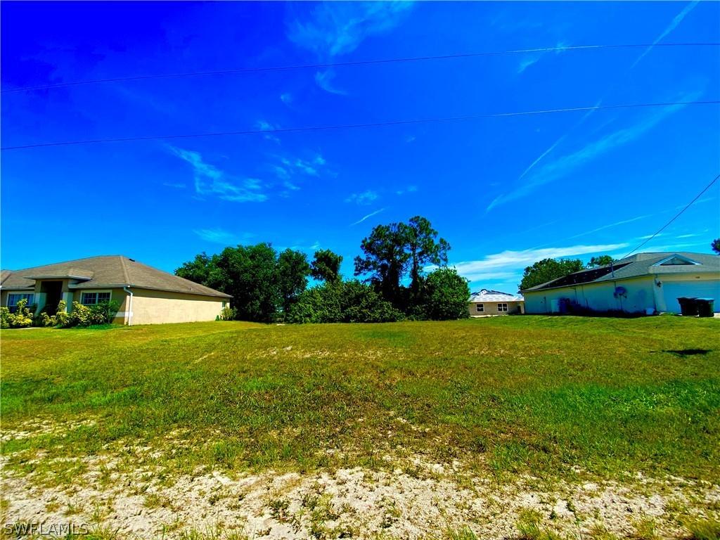 1105 NE 36th Ter., Cape Coral, FL 33909