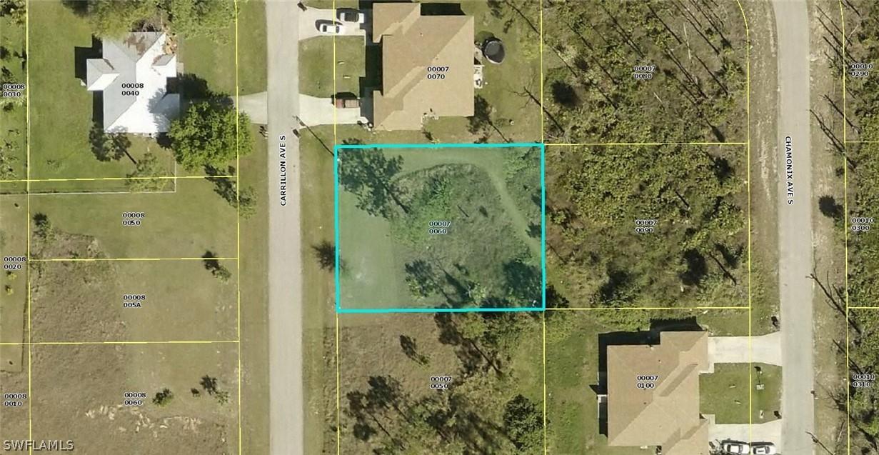 377/379 Carrillon Ave., Lehigh Acres, FL 33974