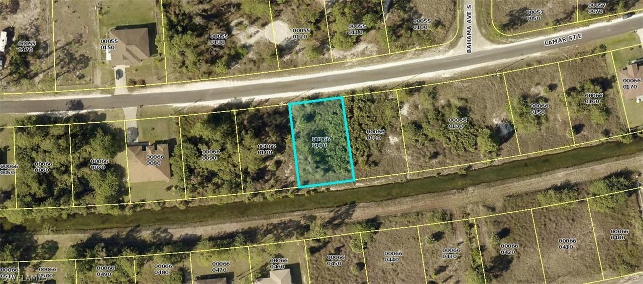 726 Lamar St., Lehigh Acres, FL 33974