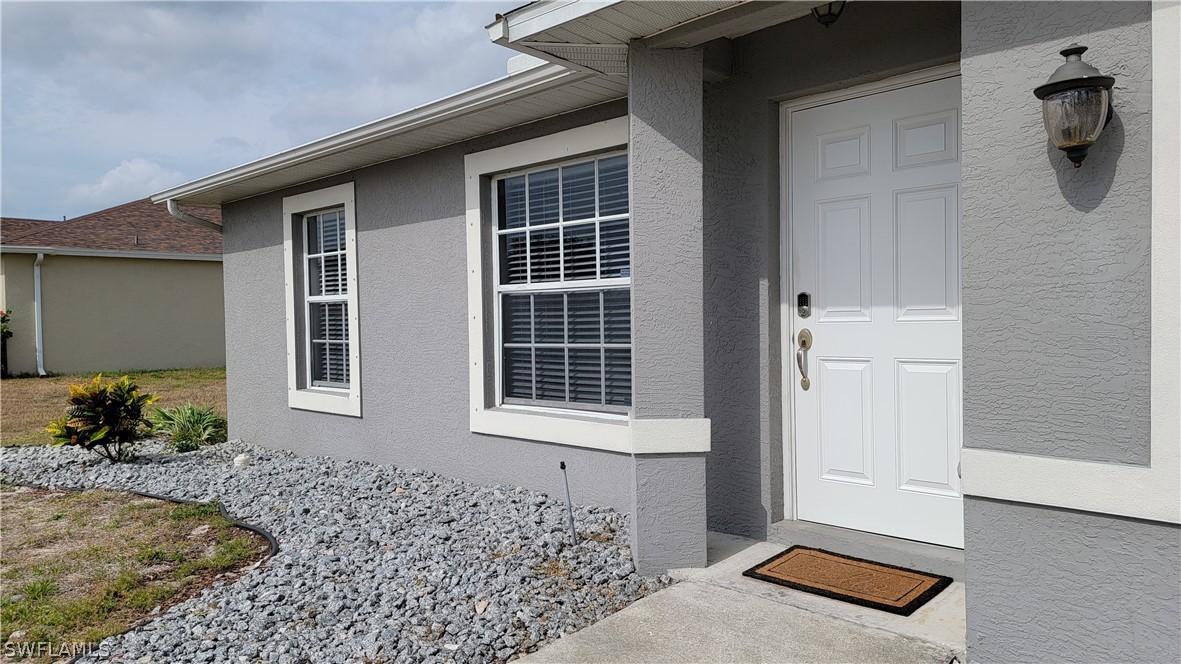 420 NW 20th Ave., Cape Coral, FL 33993