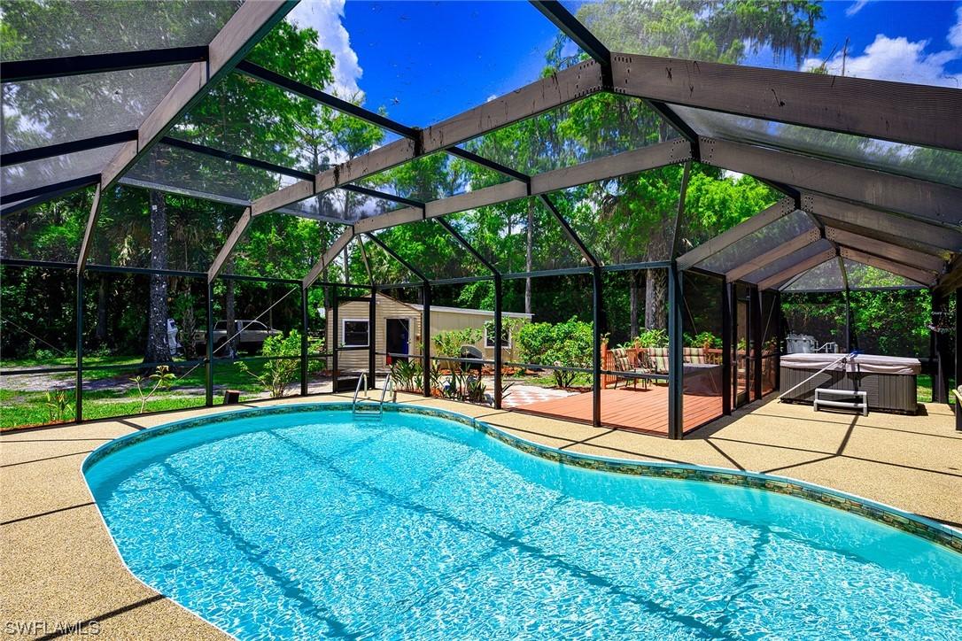 4300 15th Ave., Naples, FL 34116