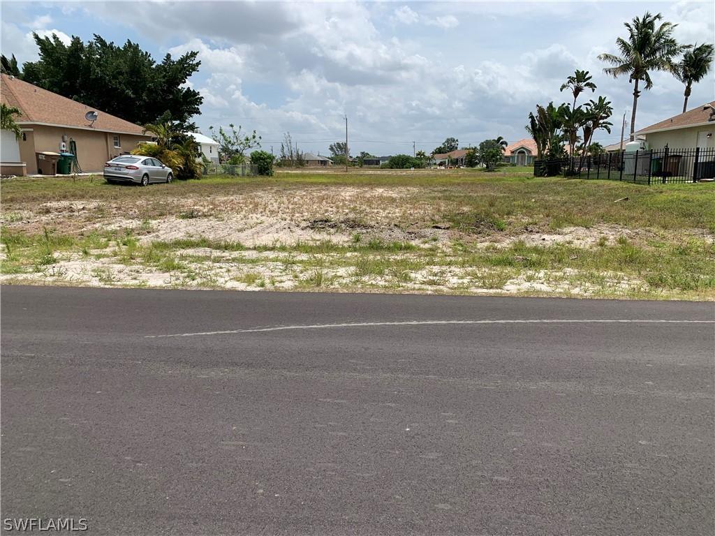 101 NW 38th Pl., Cape Coral, FL 33993