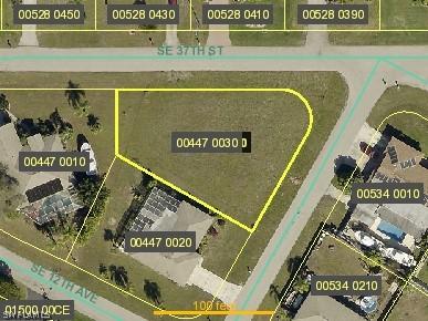 3703 SE 11th Ave., Cape Coral, FL 33904