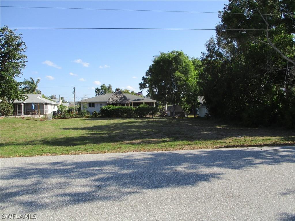 8421 Grove Rd., Fort Myers, FL 33967