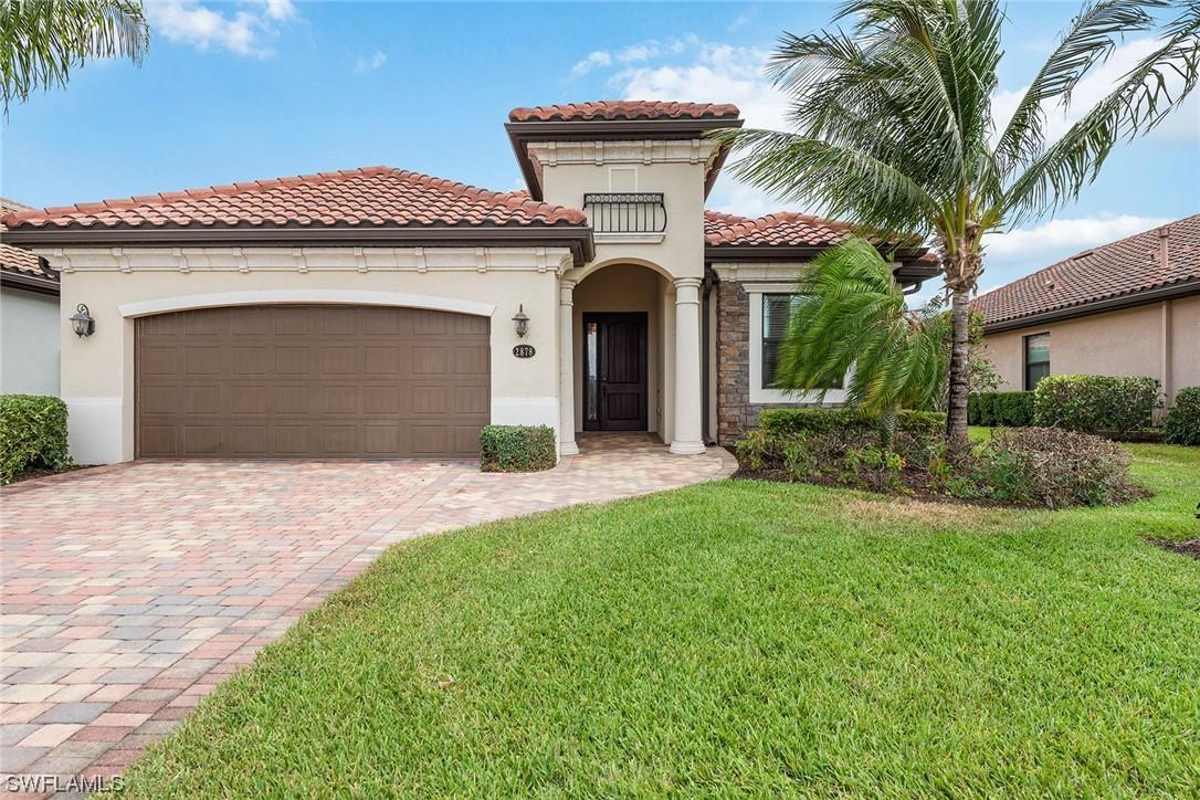 2878 Aviamar Cir., Naples, FL 34114