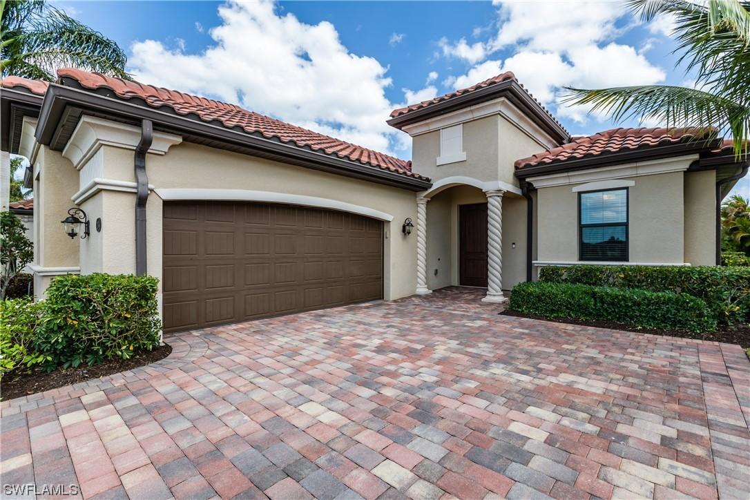2854 Aviamar Cir., Naples, FL 34114