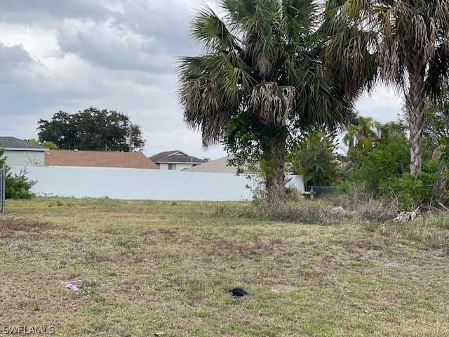 313 SE 17th Pl., Cape Coral, FL 33990