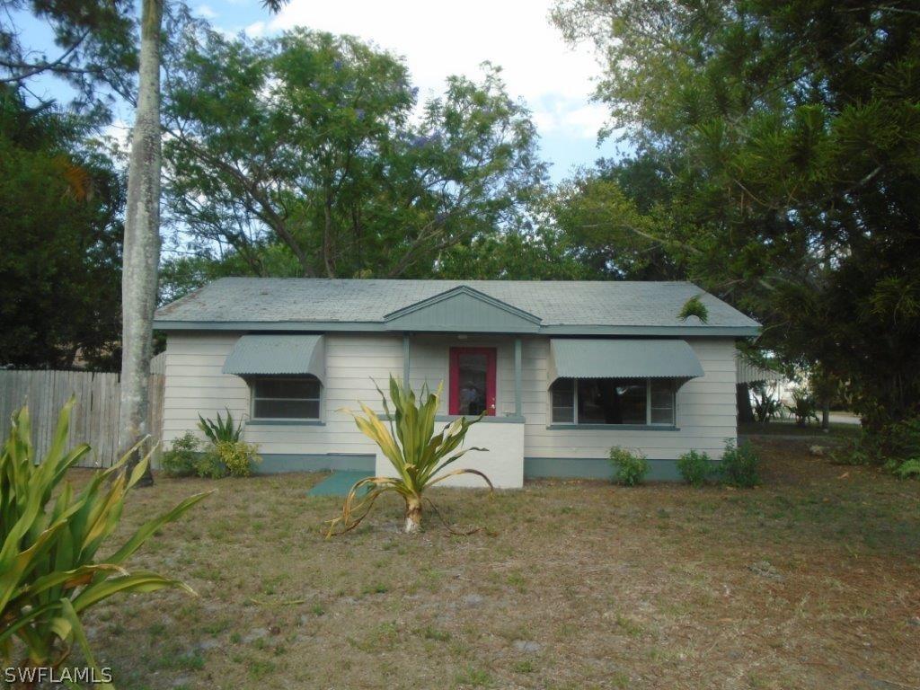 2281 Clifford St., Fort Myers, FL 33901