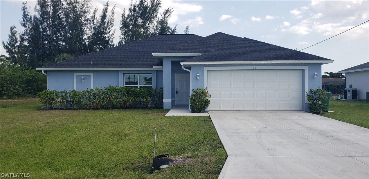 624 SW 12th Ter., Cape Coral, FL 33991