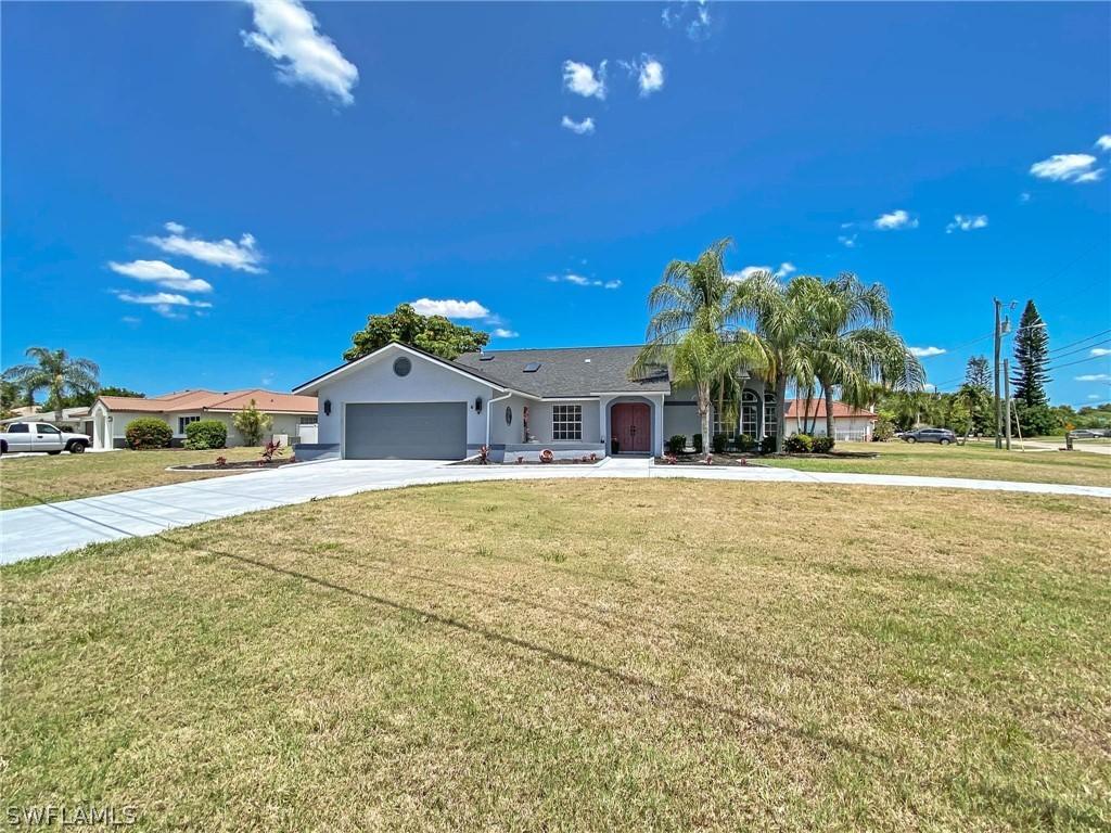 4204 Country Club Blvd., Cape Coral, FL 33904