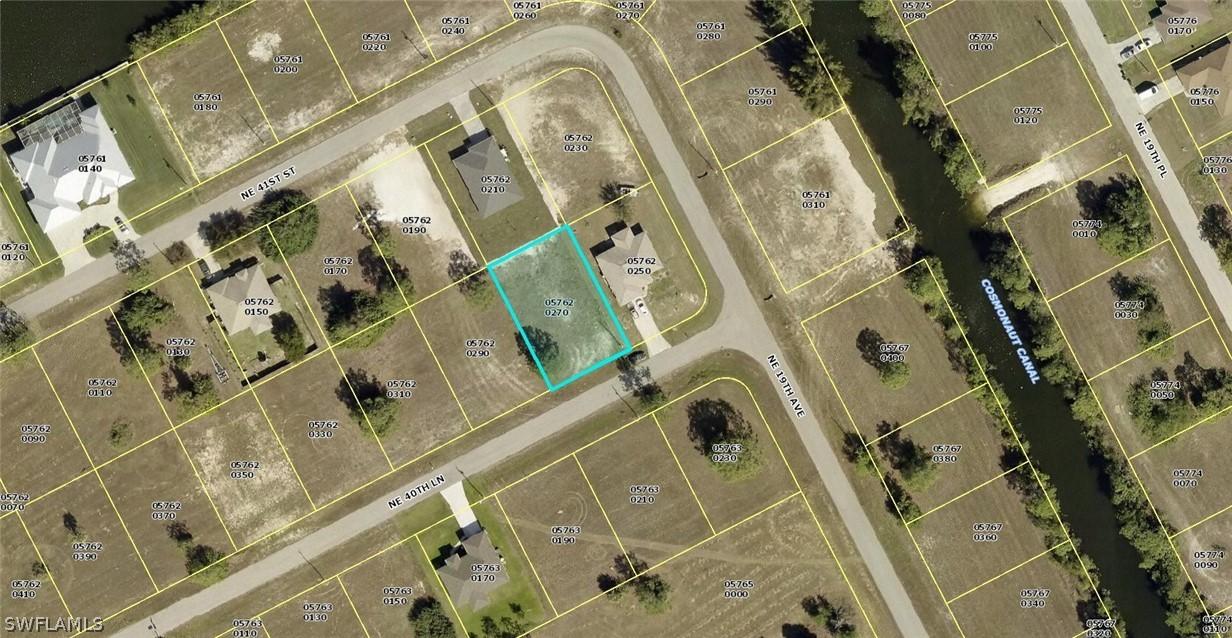 1817 NE 40th Ln., Cape Coral, FL 33909