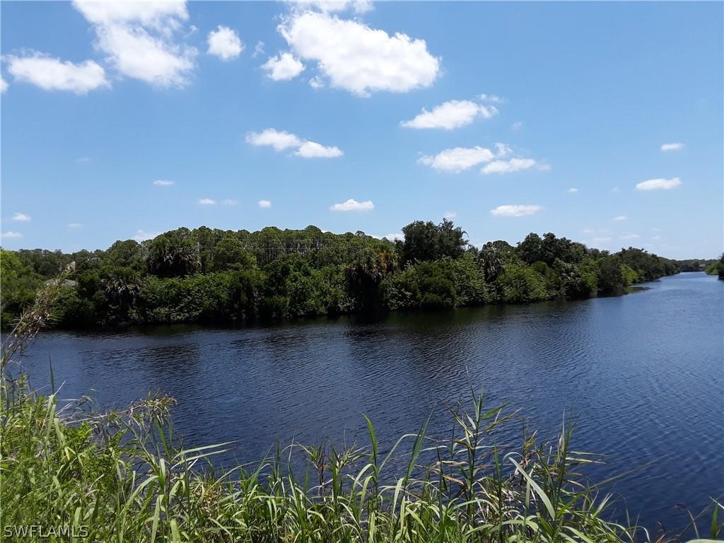 3916 NW 45th St., Cape Coral, FL 33993