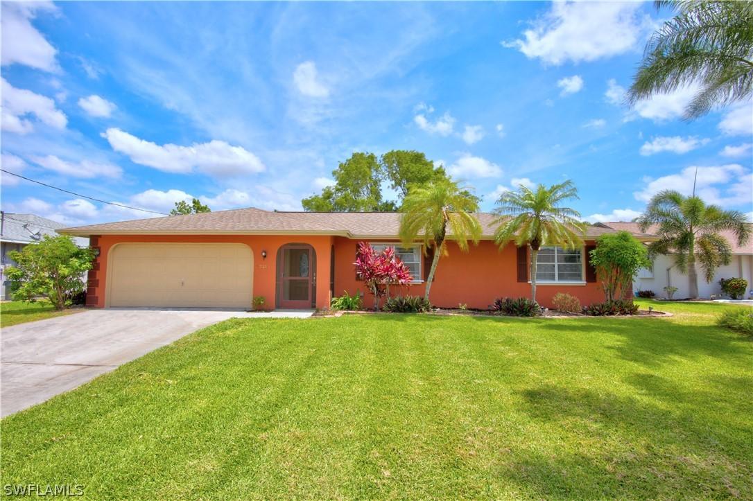 2211 SE 10th St., Cape Coral, FL 33990