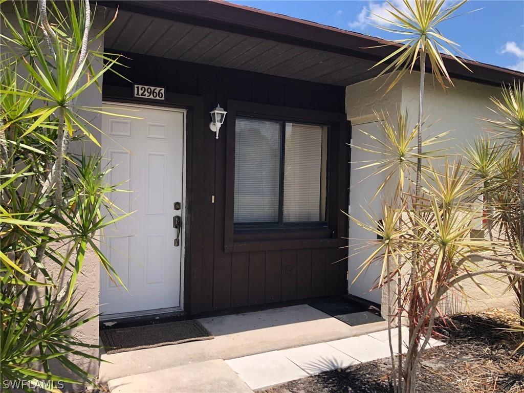 12966 Meadowood Ct., Fort Myers, FL 33919