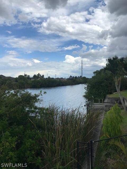 624 NW 25th St., Cape Coral, FL 33993
