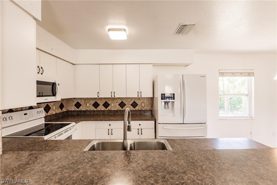 10680 Woods Cir., Bonita Springs, FL 34135