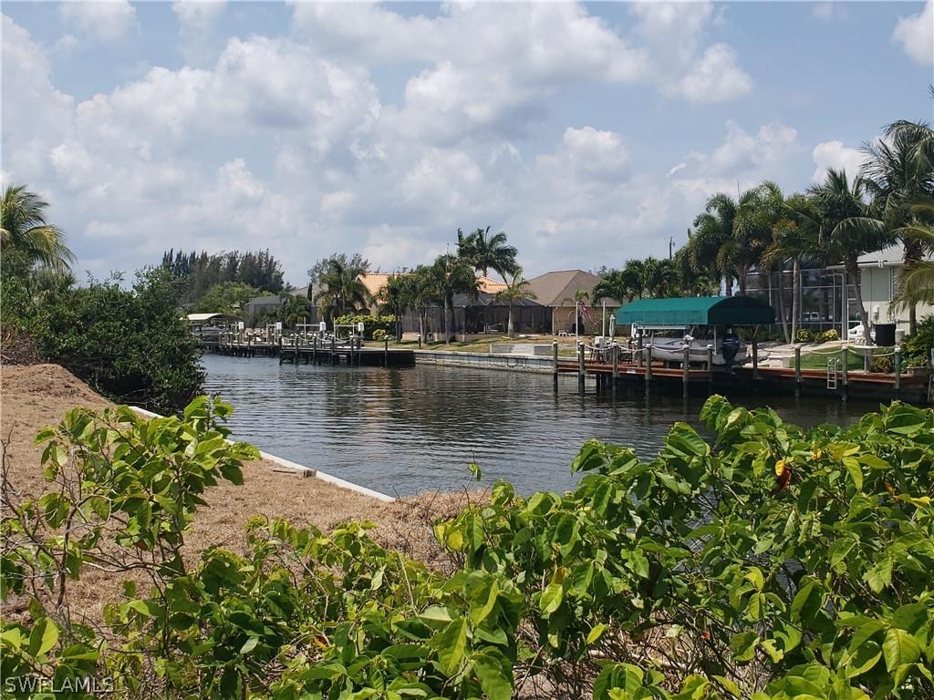 114 SW 35th Pl., Cape Coral, FL 33991