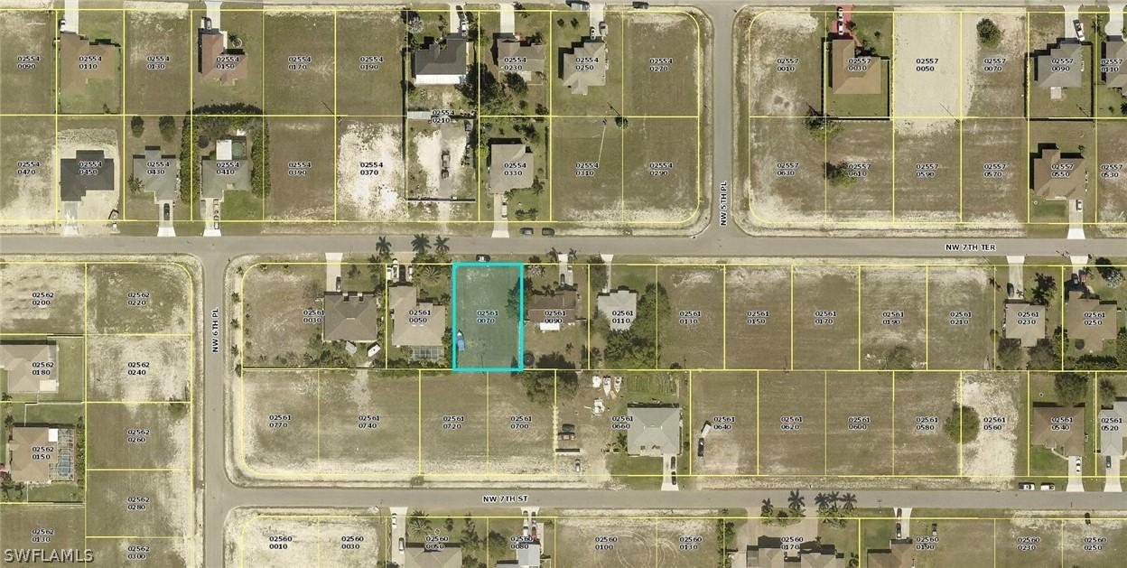 528 NW 7th Ter., Cape Coral, FL 33993