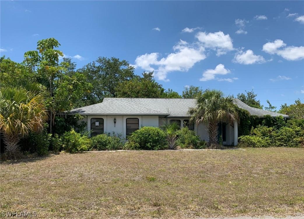 12 SE 15th Ave., Cape Coral, FL 33990