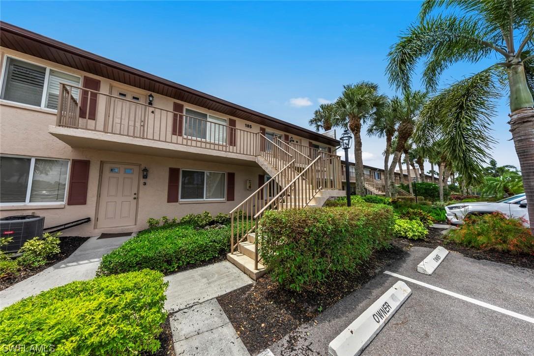 185 Penny Ln. #2, Naples, FL 34112
