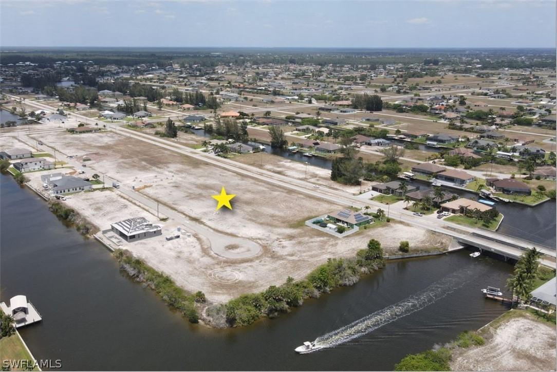 1427 NW 40th Pl., Cape Coral, FL 33993