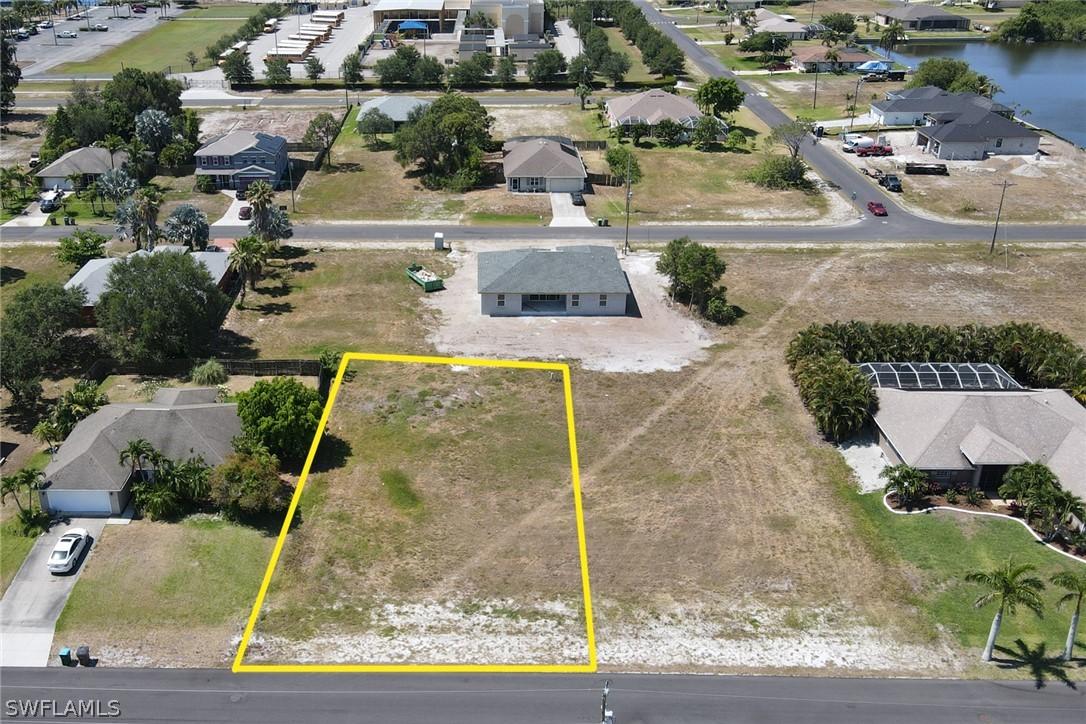 2828 SW 2nd Ter., Cape Coral, FL 33991