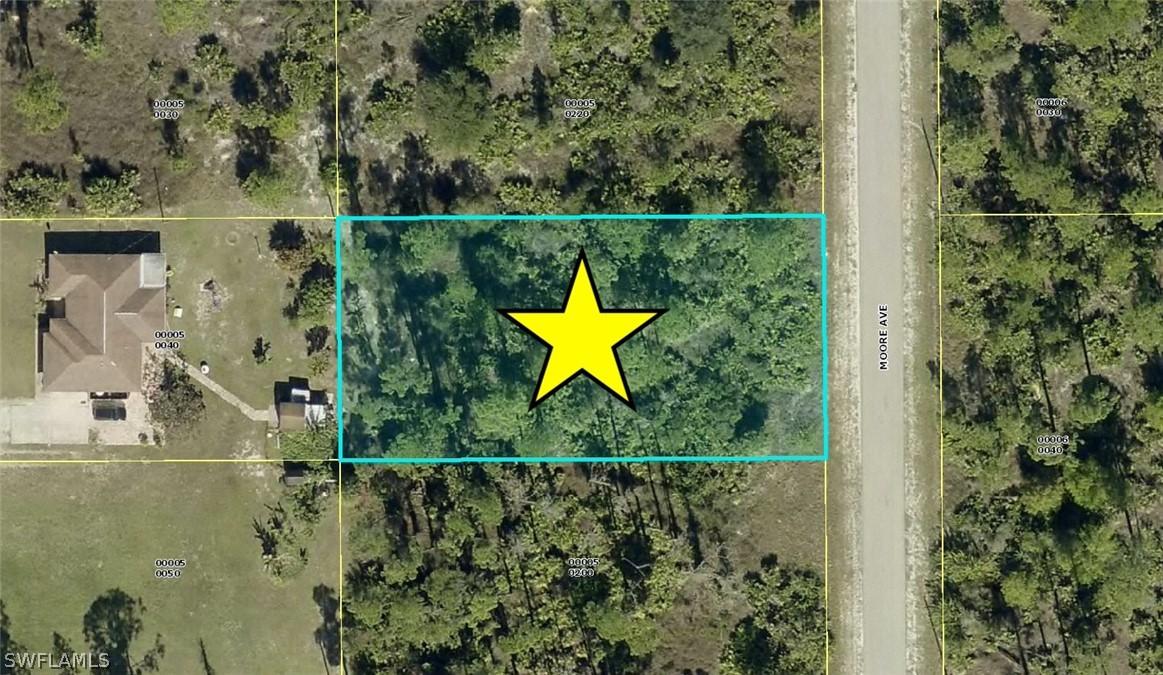 1219 Moore Ave., Lehigh Acres, FL 33972