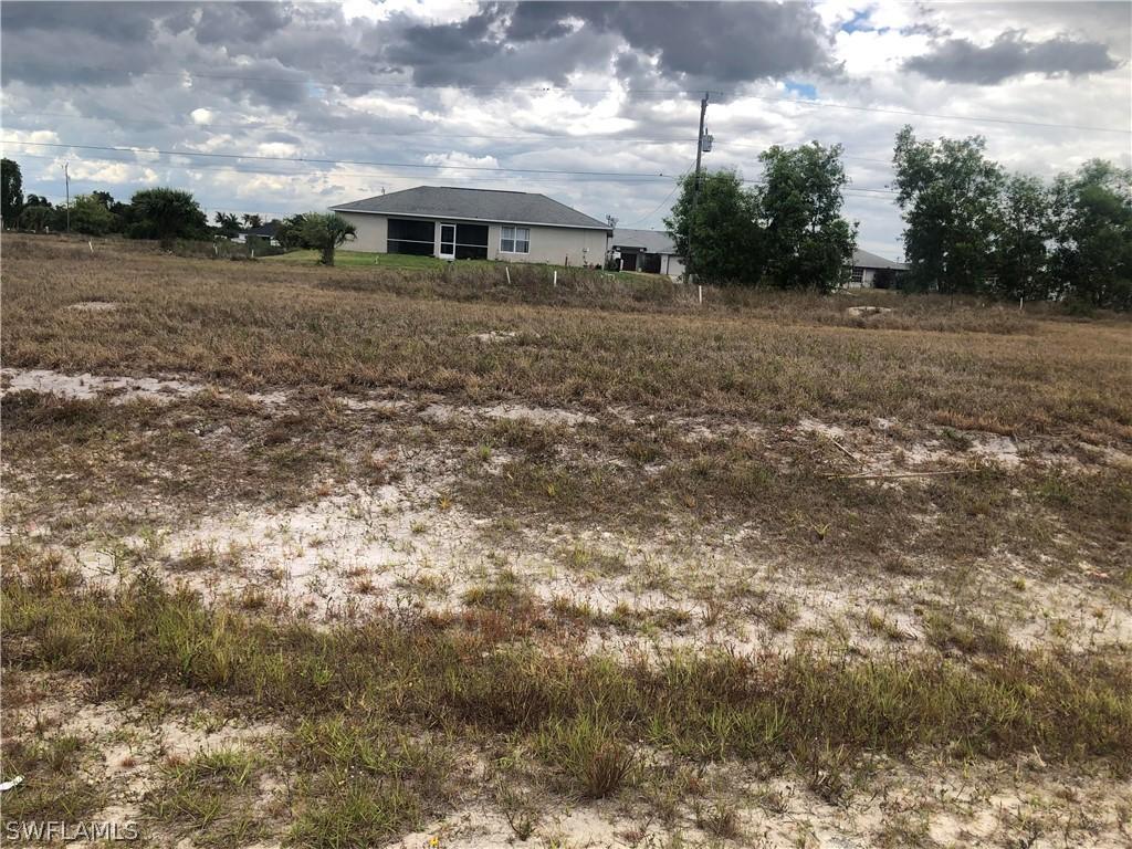 409 NW 4th St., Cape Coral, FL 33993