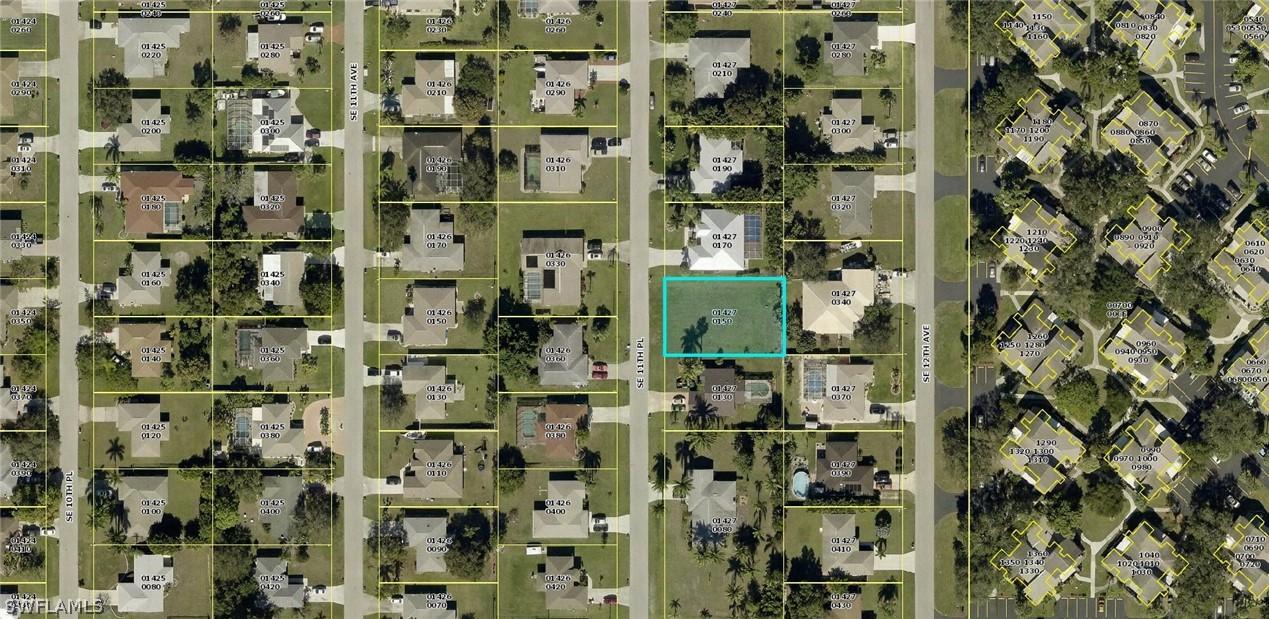 635 SE 11th Pl., Cape Coral, FL 33990