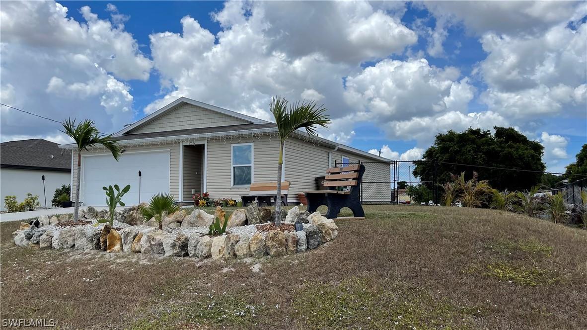 2512 NW 14th Ave., Cape Coral, FL 33993