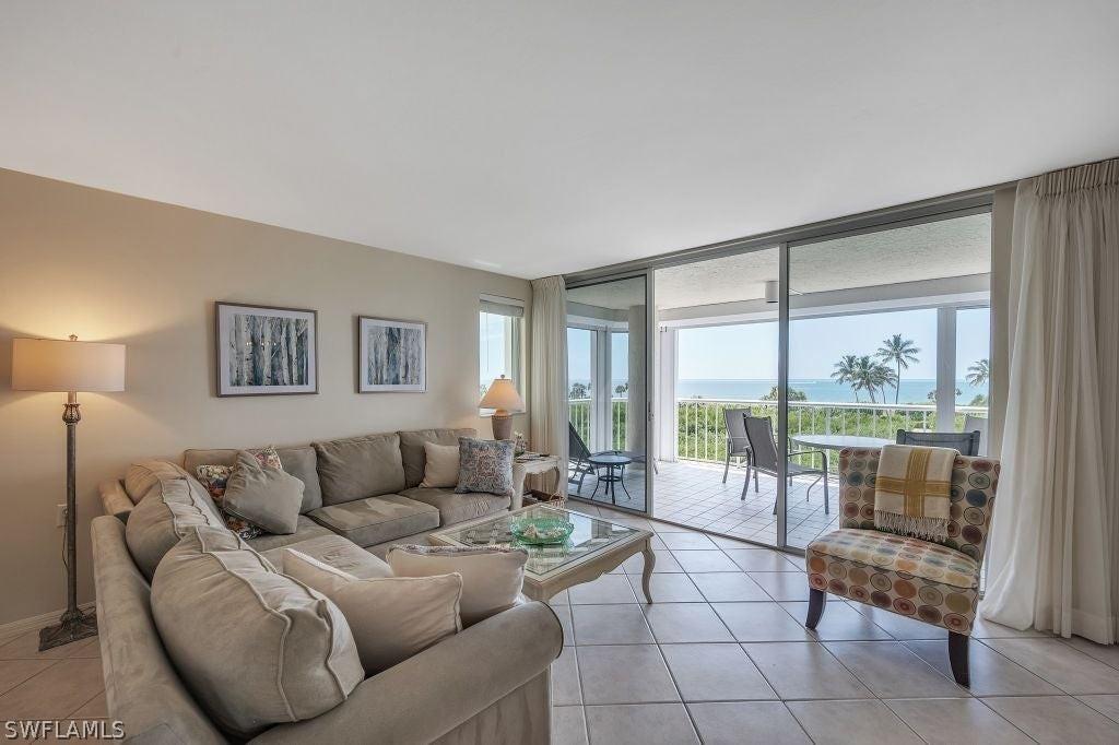 50 Seagate Dr. #302B, Naples, FL 34103