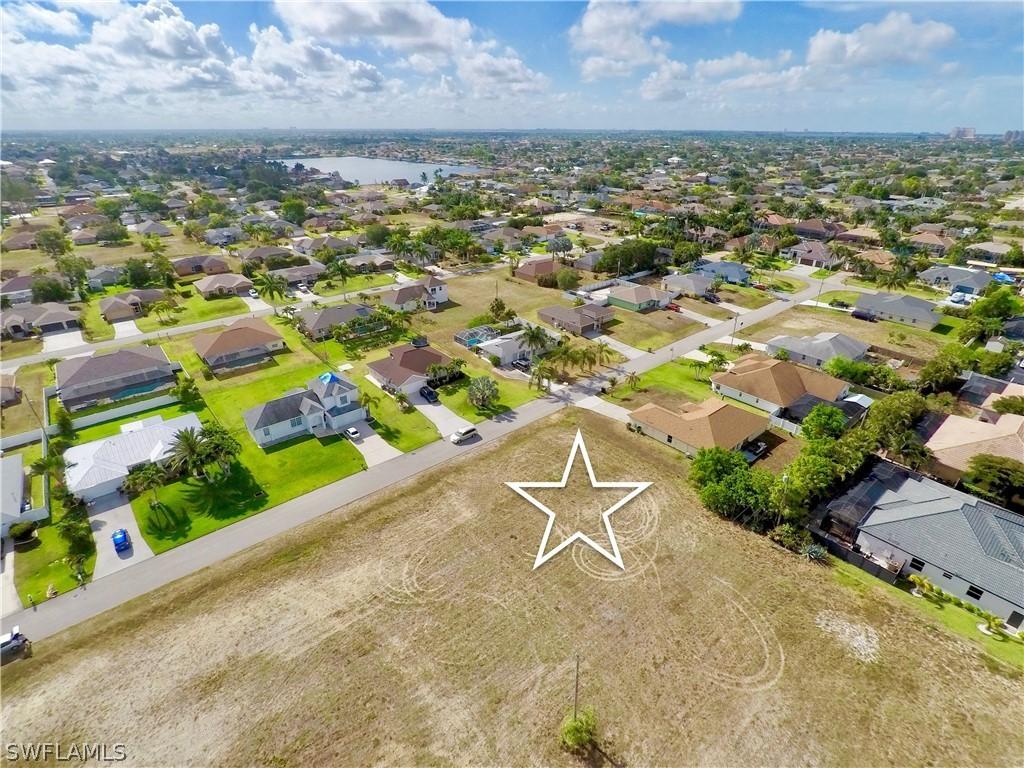 4208 SW 15th Pl., Cape Coral, FL 33914