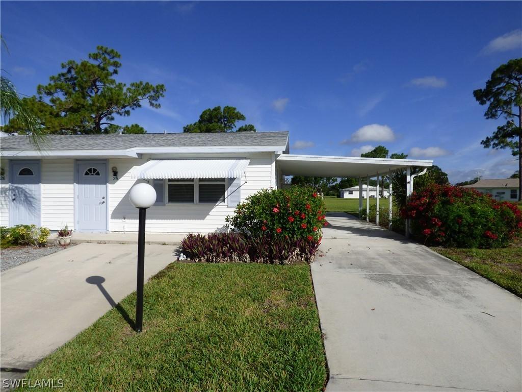 25 Pinewood Blvd., Lehigh Acres, FL 33936