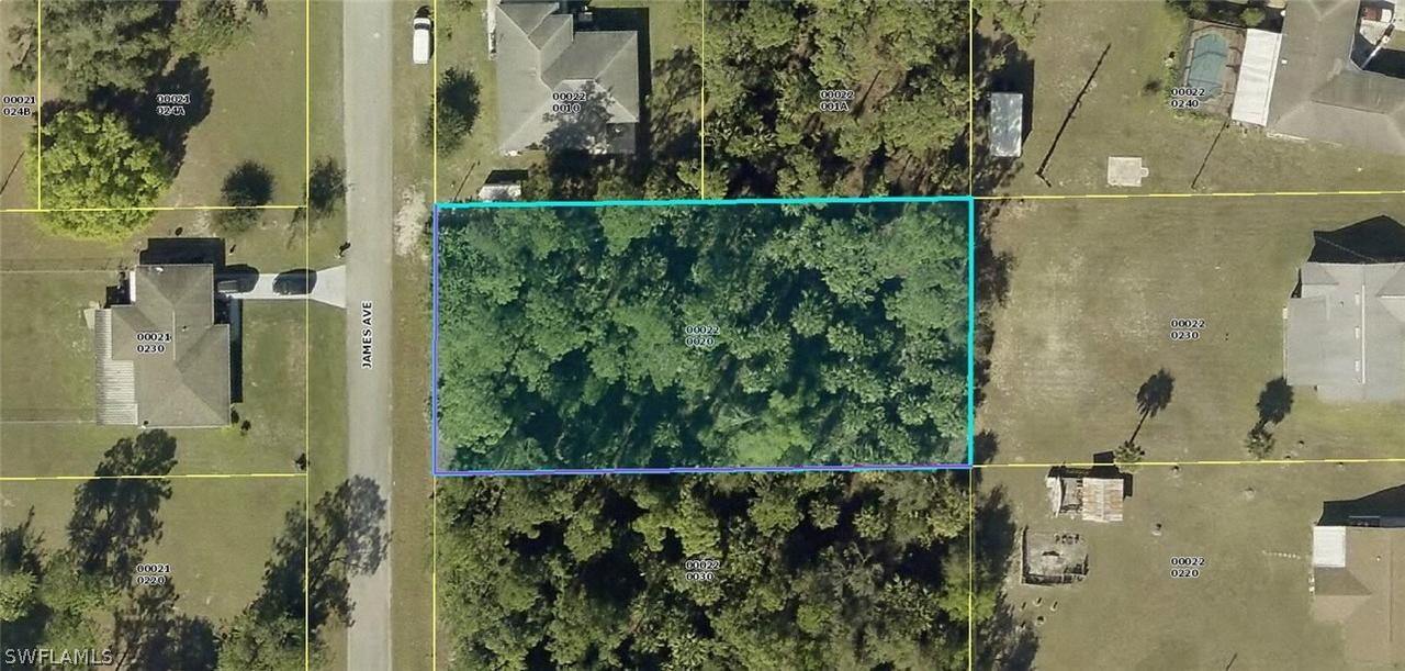 520 James Ave., Lehigh Acres, FL 33936