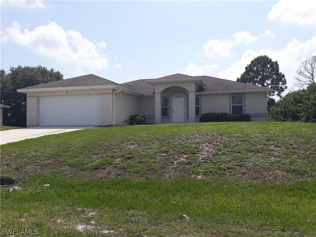 124 Gilbert Ave., Lehigh Acres, FL 33973